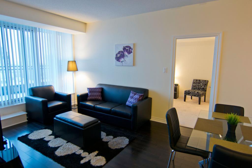 Maplewood Furnished Suites Mississauga Esterno foto